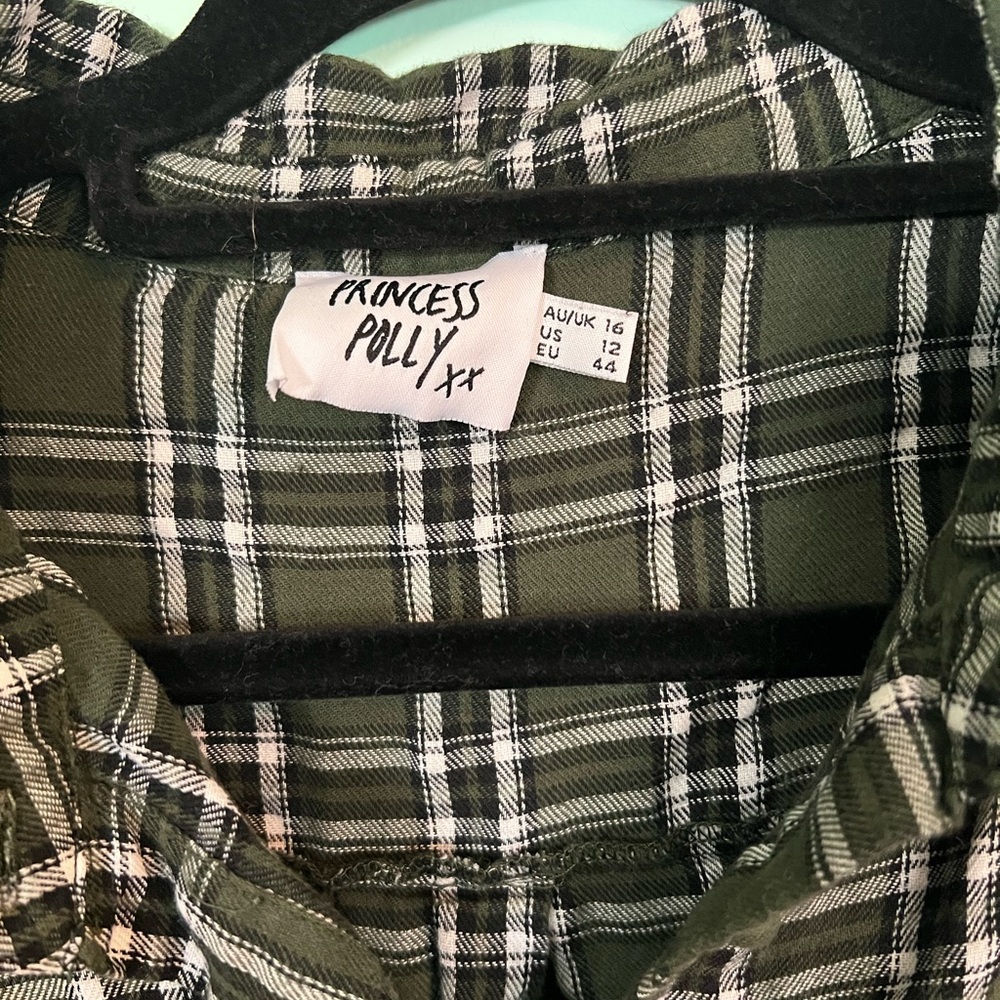 Princess Polly Button Up - Picture 2 of 3